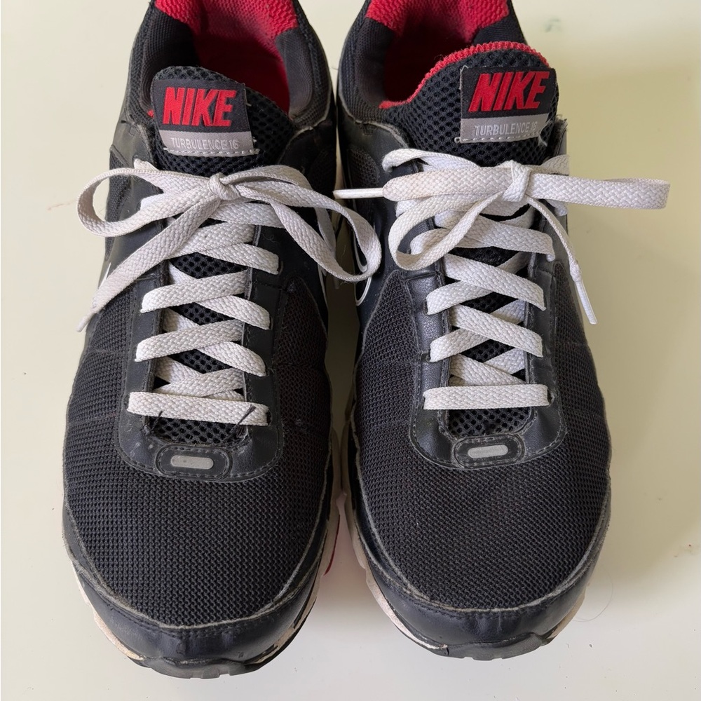 Vintage Nike Air Max Turbulence 16 Blue and Red Sneakers
